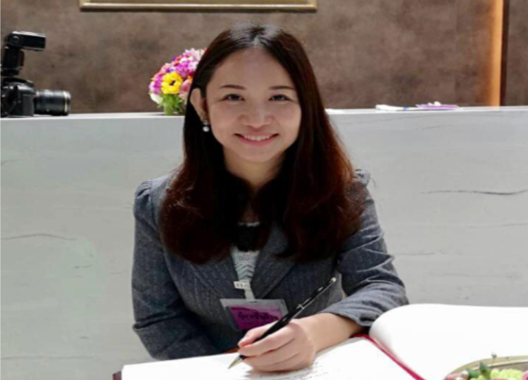 Ruetai Chongsrid portrait
