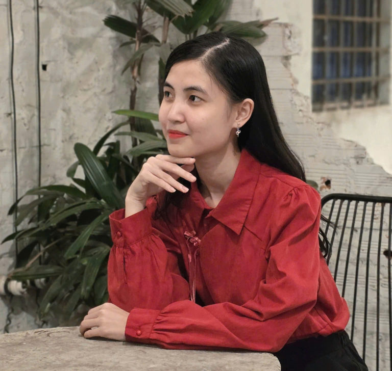 Huynh Truc Mai portrait